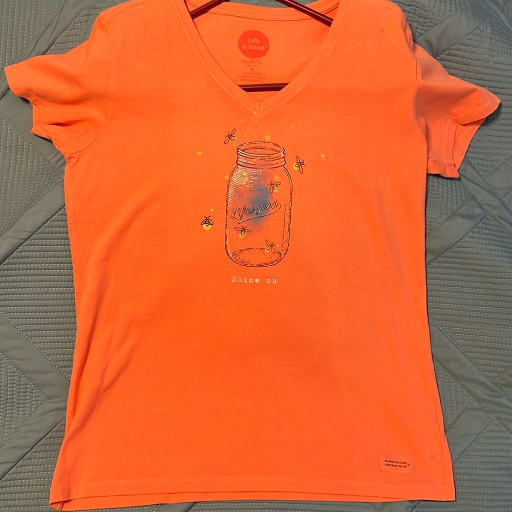 Life is Good, v-neck Shine On, ladies size medium crusher/classic fit tee